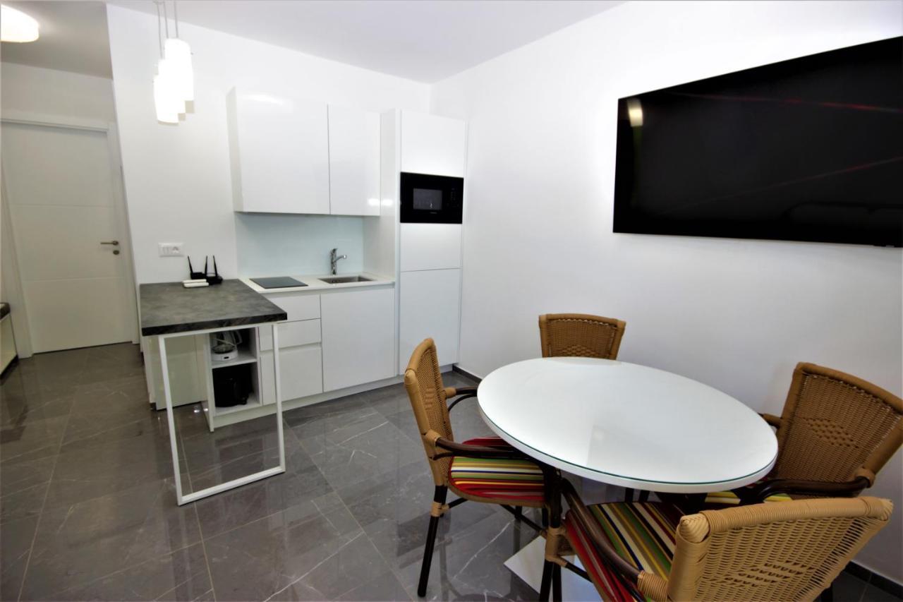 באניולה Apartments Smitran מראה חיצוני תמונה