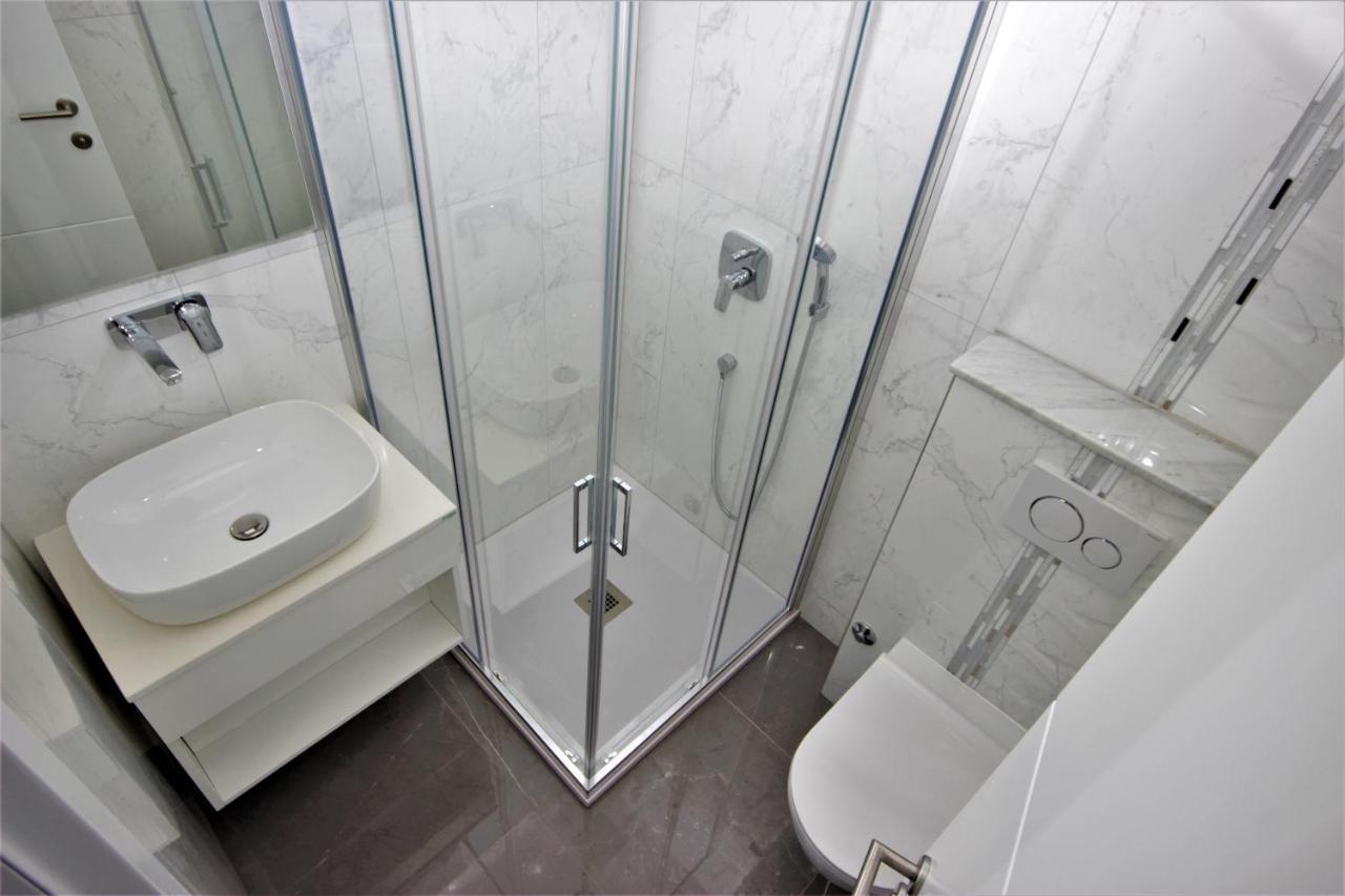 באניולה Apartments Smitran מראה חיצוני תמונה