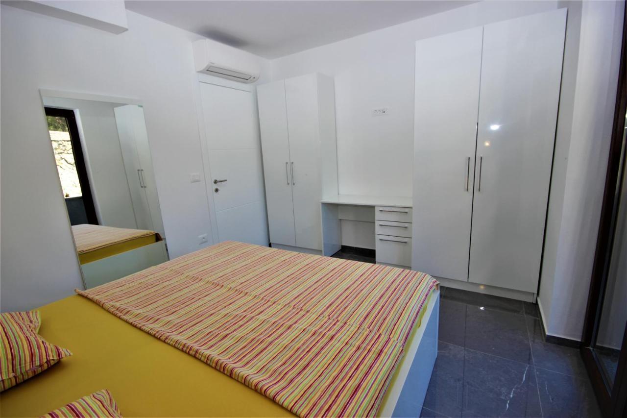 באניולה Apartments Smitran מראה חיצוני תמונה