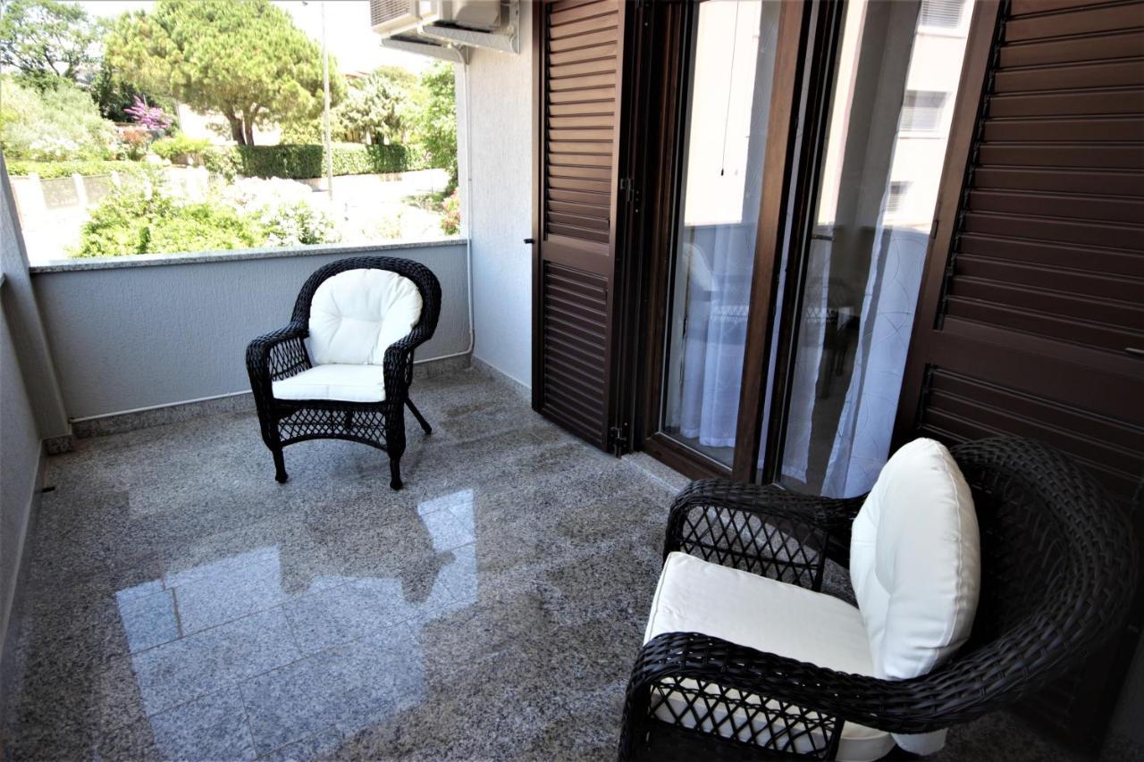 באניולה Apartments Smitran מראה חיצוני תמונה
