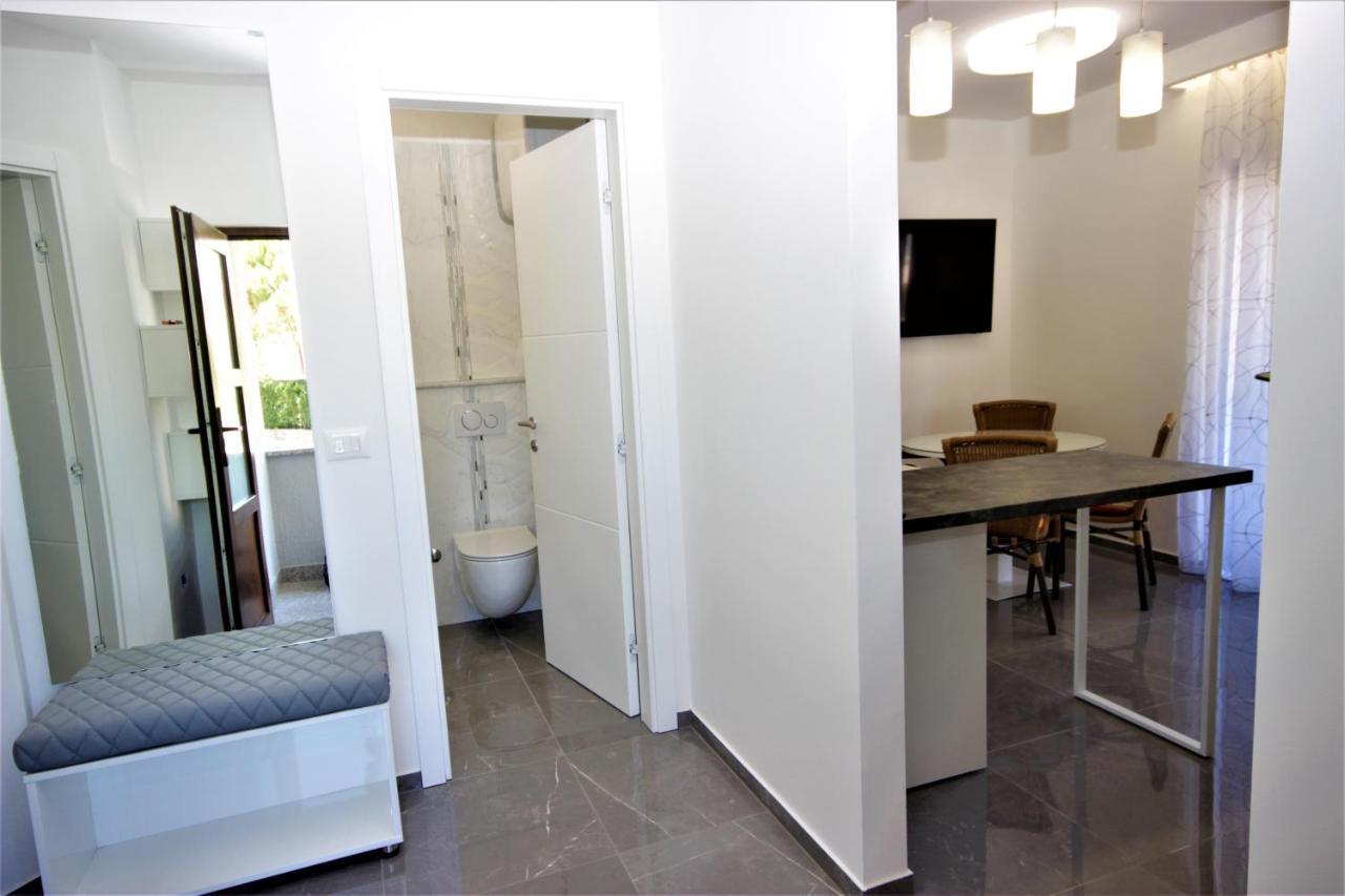 באניולה Apartments Smitran מראה חיצוני תמונה