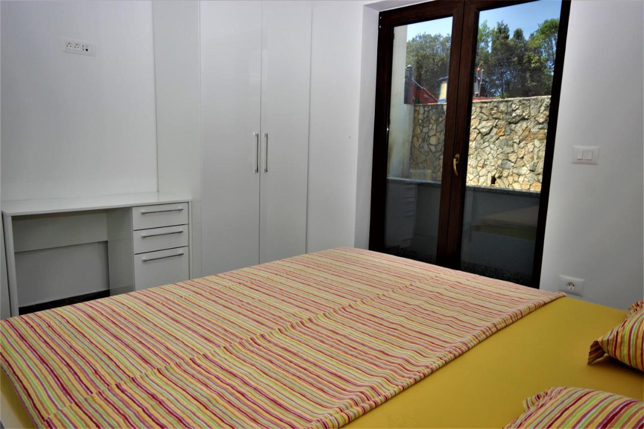 באניולה Apartments Smitran מראה חיצוני תמונה